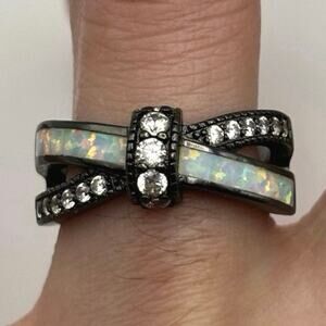 Black Cross Knot Veranda Wedding Band Ring